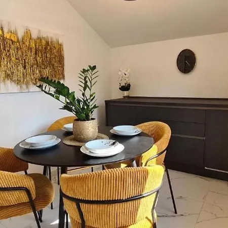 Rajna Apartment