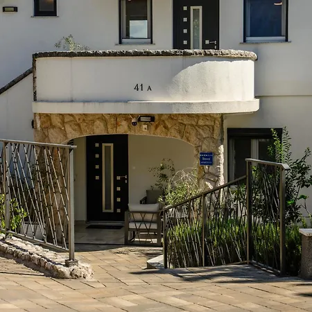 Apartman Rajna *