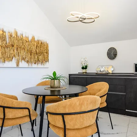 Apartman Rajna *