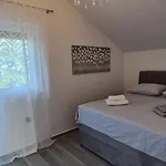 Rajna Apartmán *
