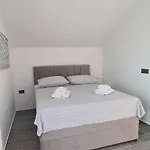 Rajna Apartmán Čižići
