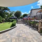 Rajna Apartmán *
